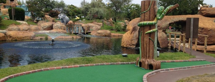 Jolly Roger Jungle Golf is one of Tempat yang Disukai Didi.