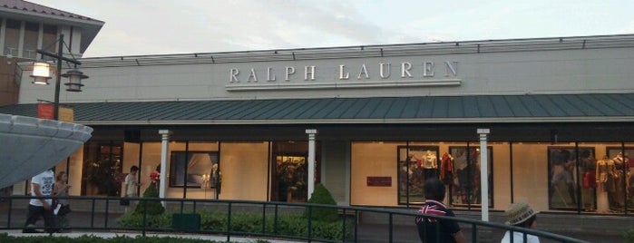Ralph Lauren Factory Store is one of Lugares favoritos de Vic.