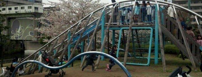 Tennozu Park is one of Parks & Gardens in Tokyo / 東京の公園・庭園.