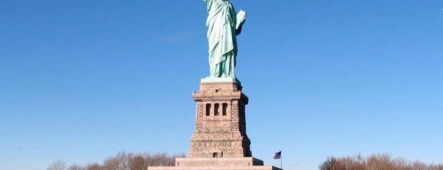 Статуя Свободы is one of Gems of NY.