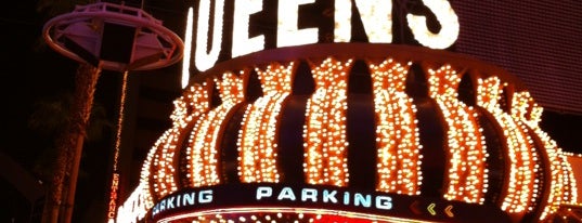 Four Queens Hotel & Casino is one of Vegas 2015.