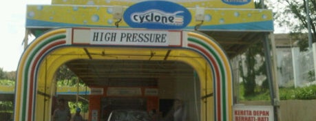 Cyclone Wash, Persiaran Tengku Ampuan Rahimah is one of Hard & Soft Ware Service©.