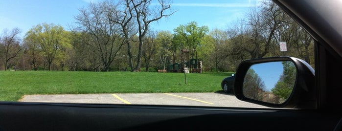 Wolfe Park is one of สถานที่ที่ Tammy ถูกใจ.