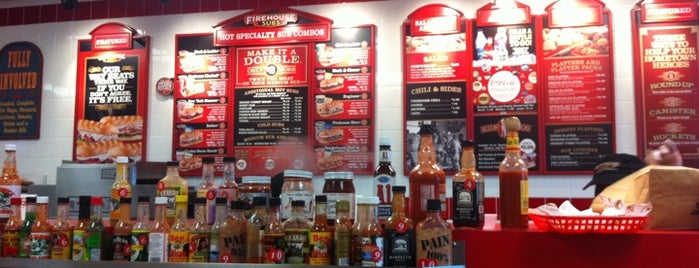 Firehouse Subs is one of Dion 님이 저장한 장소.