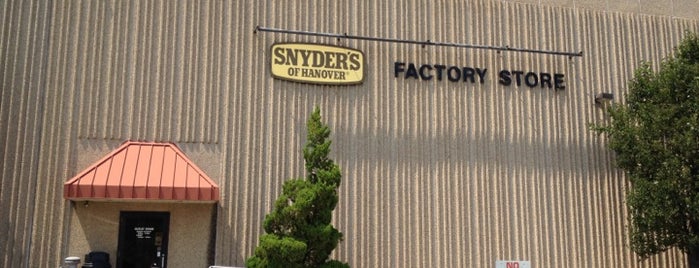 Snyder's Of Hanover Factory Store is one of Factory Tours.