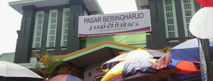 Pasar Beringharjo is one of Djogdja.