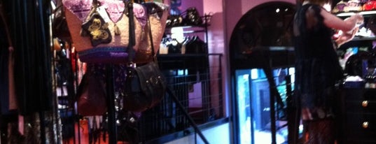 Anna Sui 表参道 is one of My Favorite Shops.