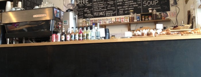 Haggerston Espresso Room (HER) is one of London Coffee spots.