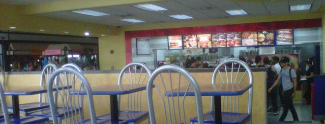 Burger King is one of Mejores sitios donde comer a precios solidarios....