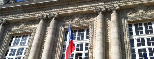Place de la République is one of Ταξίδι στο Παρίσι;.