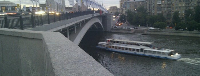 Bolshoy Krasnokholmsky Bridge is one of Мосты.