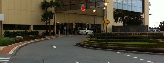 St George Leagues Club is one of Lugares favoritos de Andrew.
