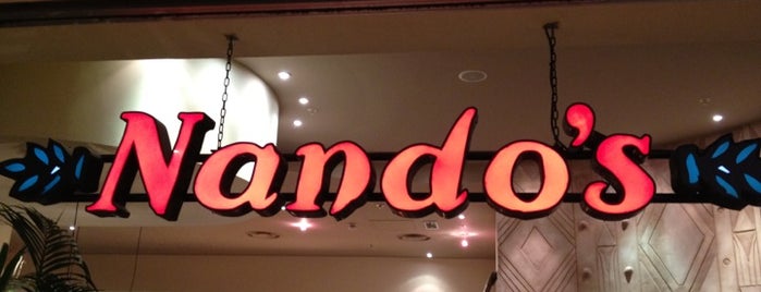 Nando's is one of Lieux qui ont plu à Carl.