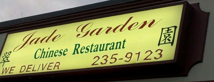 Jade Garden Chinese is one of สถานที่ที่ Lindsaye ถูกใจ.