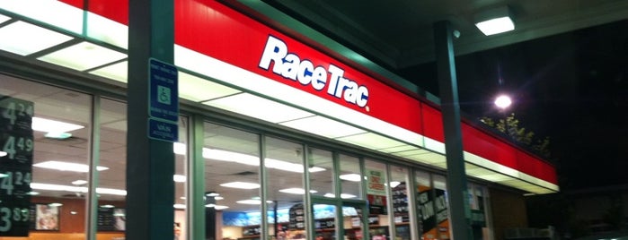 RaceTrac is one of Locais curtidos por Chester.