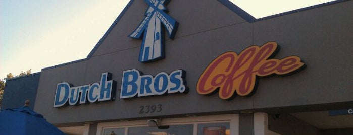 Dutch Bros. Coffee is one of สถานที่ที่ Brent ถูกใจ.