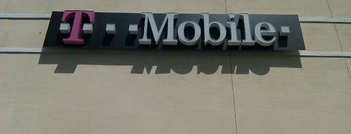 T-Mobile is one of Orlando - Compras (Shopping).