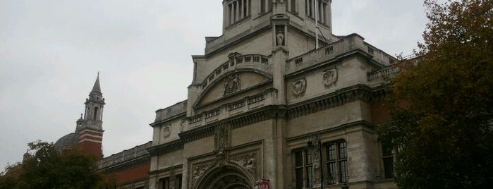 Victoria and Albert Museum (V&A) is one of London.