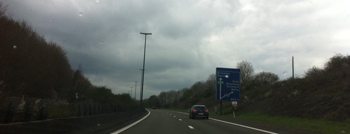 E411 - Lavaux-Sainte-Anne is one of Belgium / Highways / E411.