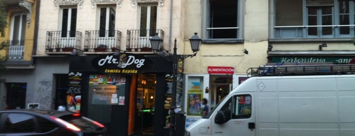 Mr Dog is one of Madrid Place I visited.