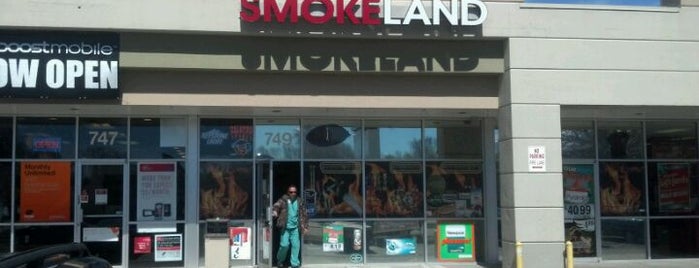 Smoke Land is one of Stores.