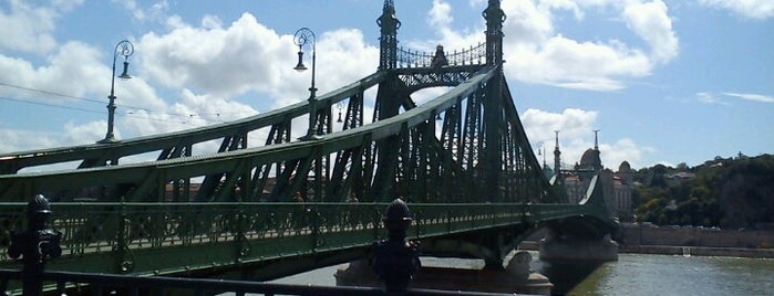 Liberty Bridge is one of StorefrontSticker #4sqCities: Budapest.