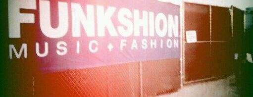Funkshion Fashion Tent is one of Ashley'in Kaydettiği Mekanlar.