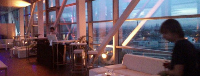 SkyLounge is one of Must-visit Nightclubs in München.