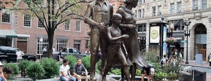 Irish Famine Memorial is one of Hub History.