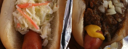 Pink's Hot Dogs is one of L.A..