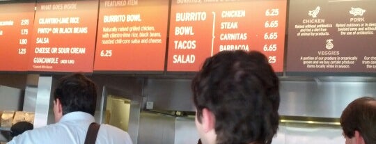 Chipotle Mexican Grill is one of Orte, die Bryan gefallen.