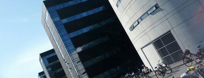 Copenhagen Business School is one of Thomas'ın Kaydettiği Mekanlar.
