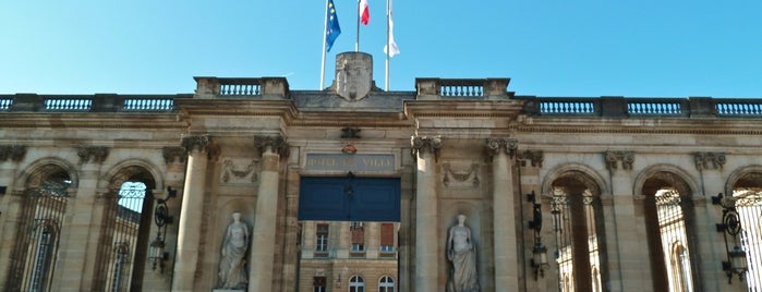 Hôtel de ville de Bordeaux – Palais Rohan is one of Bordeaux.