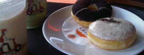 J.Co Donuts & Coffee is one of Batam HangOut.