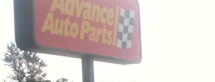 Advance Auto Parts is one of Chester 님이 좋아한 장소.