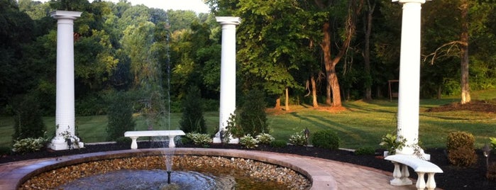 Chestnut Hill Bed & Breakfast is one of Best Places to Check out in United States Pt 4.