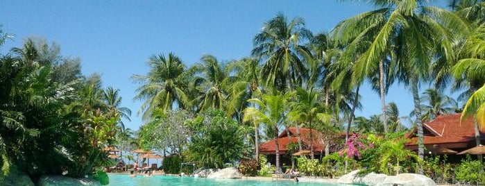 Meritus Pelangi Beach Resort & Spa Langkawi is one of Langkaw.