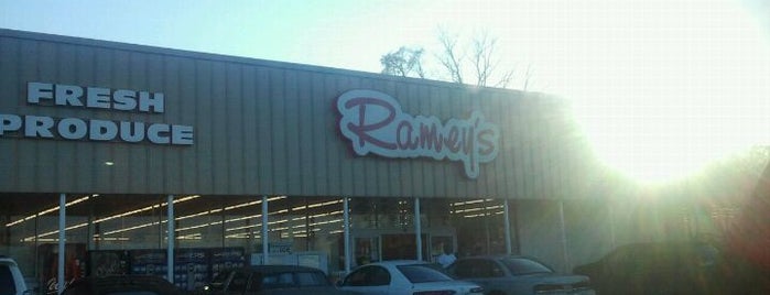 Ramey's is one of สถานที่ที่ Scott ถูกใจ.