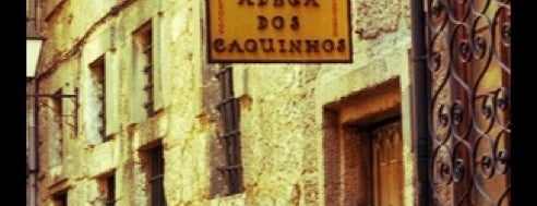 Adega dos Caquinhos is one of Lugares favoritos de Ricardo.