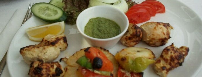 Dubb Indian Restaurant is one of İstanbul'da Hint Mutfağı -  2015 | Harbiyiyorum.