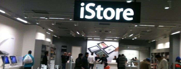 iStore is one of Eugeneさんのお気に入りスポット.