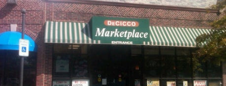 DeCicco Marketplace is one of Buy Beer.
