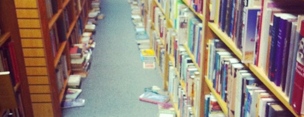 Book Alley is one of L.A. Used Bookstores.