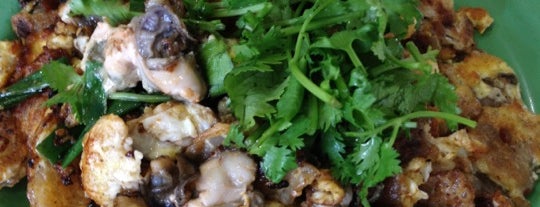 Ah Chuan Fried Oyster Omelette is one of SG to eat's.