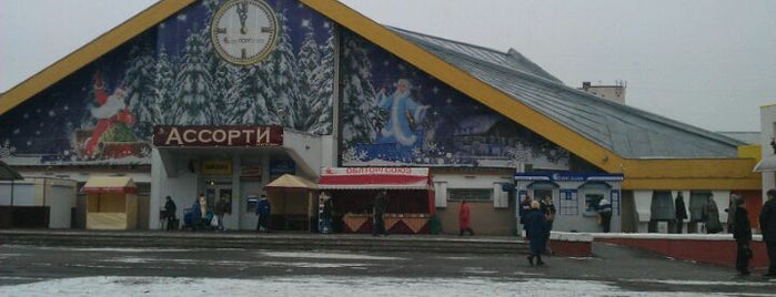 Сельмашевский рынок is one of Магазины.