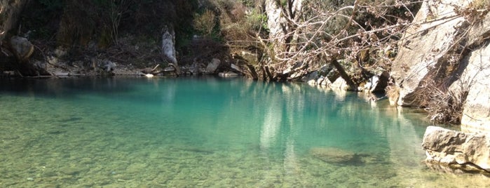 Cueva del Gato is one of 101 cosas en la Costa del Sol antes de morir.