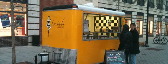 Lucinda Crêperie is one of Nicole's Saved Places.