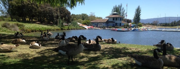 Shoreline Park & Lake is one of City: San Fracisco, CA.