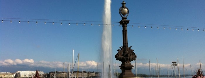 Lake Geneva is one of Places to go before I die - Europe.