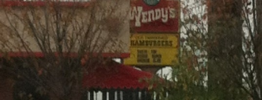 Wendy's is one of Lugares favoritos de Kurt.